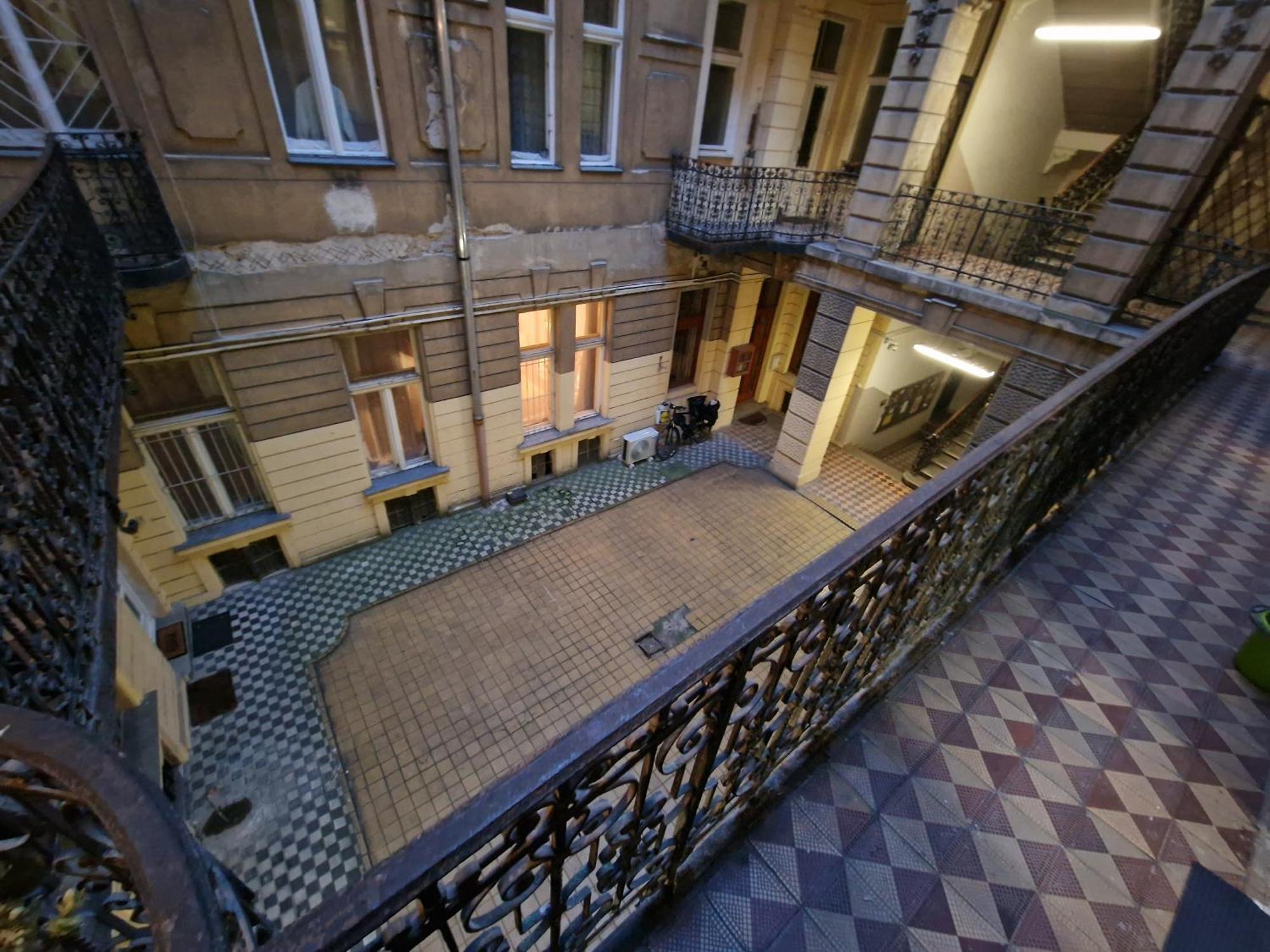 Bercsenyi Apartments - Close To The Gellert Thermal Bath Budapest Room photo